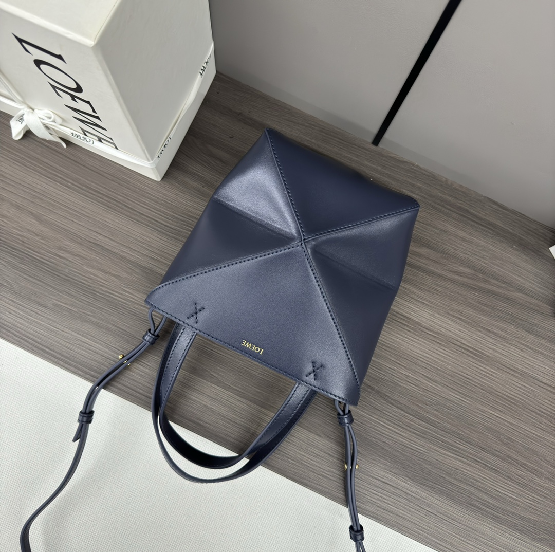 Loewe Shopping Bags